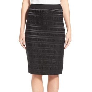 NWT Textured black pencil skirt